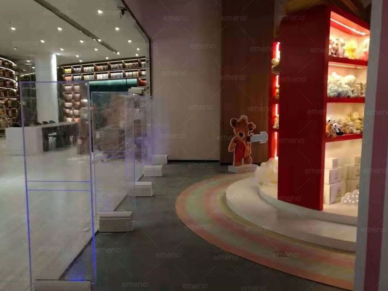Naka-install ang German teddy bear na 